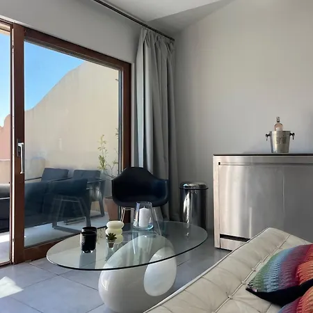 Terrasse Tropez Tiny House With Pool & Sea View *