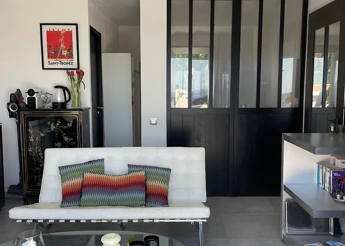 Hébergement de vacances Terrasse Tropez Tiny House With Pool & Sea View *