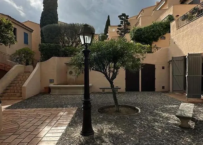 Hébergement de vacances Terrasse Tropez Tiny House With Pool & Sea View